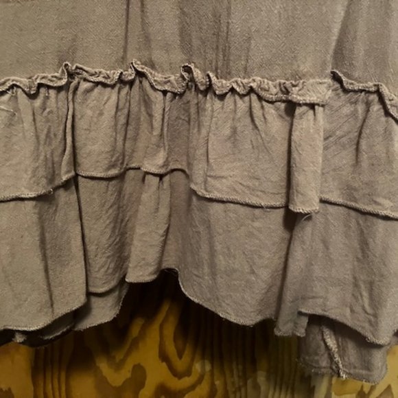 Sleeveless Retro Style Ruffled Blouse - Picture 4 of 7